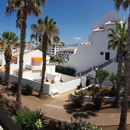 Апартаменти Beautiful Duplex With Heated Pool *